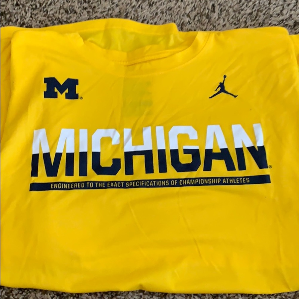 Michigan athletics T-shirt